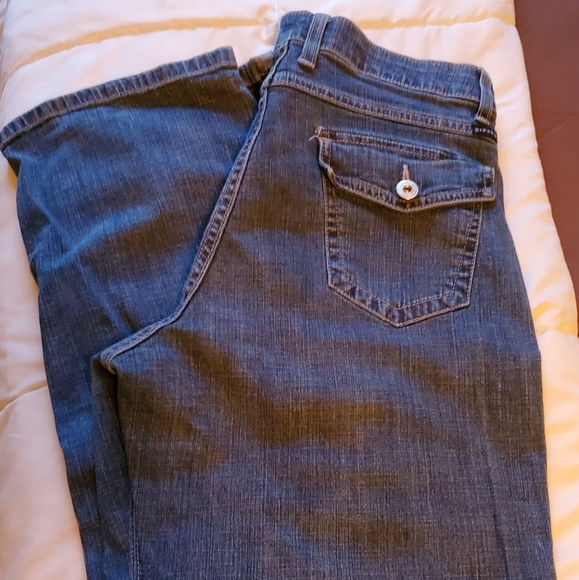 DONATED Riders Jeans - Picture 2 of 3
